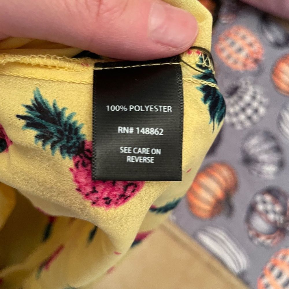 Torrid Yellow Pineapple Tank Top Sz 5x - Picture 4 of 6